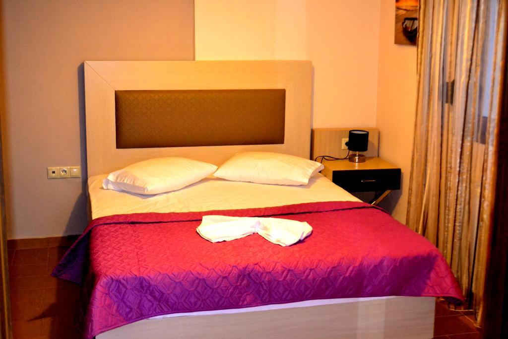 Αmalia Lux Villas Vrasná Rom bilde